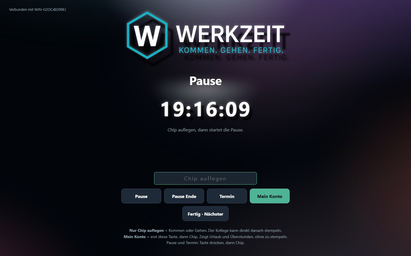 Stempeluhr wartet auf den Chip für Pause